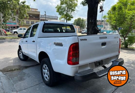 Camionetas - Toyota HILUX 2.5 DX 4X2 2010 Diesel 311000Km - En Venta