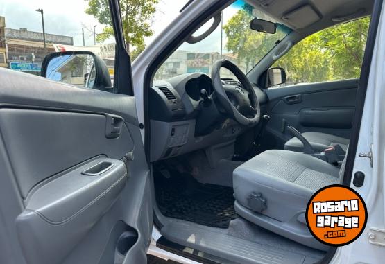 Camionetas - Toyota HILUX 2.5 DX 4X2 2010 Diesel 311000Km - En Venta