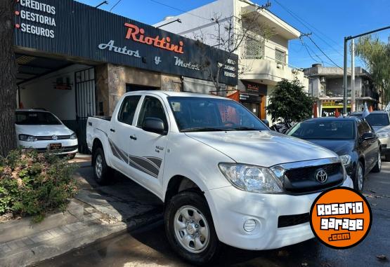 Camionetas - Toyota HILUX 2.5 DX 4X2 2010 Diesel 311000Km - En Venta