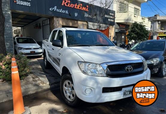Camionetas - Toyota HILUX 2.5 DX 4X2 2010 Diesel 311000Km - En Venta