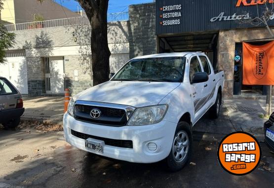 Camionetas - Toyota HILUX 2.5 DX 4X2 2010 Diesel 311000Km - En Venta