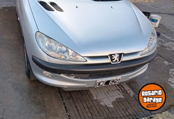 Autos - Peugeot 206 2004 Nafta 114000Km - En Venta