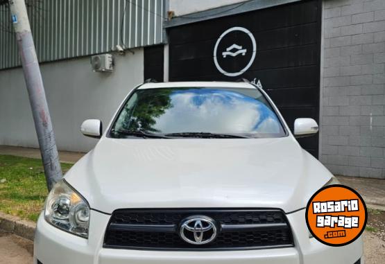 Camionetas - Toyota RAV4 4X4 AT 2012 Nafta 150000Km - En Venta