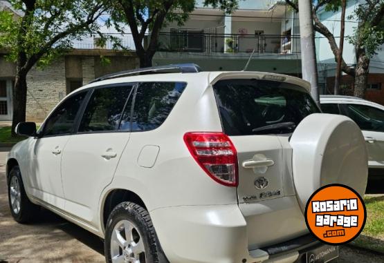 Camionetas - Toyota RAV4 4X4 AT 2012 Nafta 150000Km - En Venta