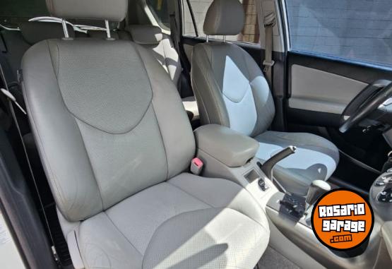 Camionetas - Toyota RAV4 4X4 AT 2012 Nafta 150000Km - En Venta