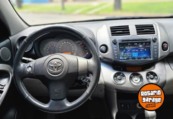 Camionetas - Toyota RAV4 4X4 AT 2012 Nafta 150000Km - En Venta