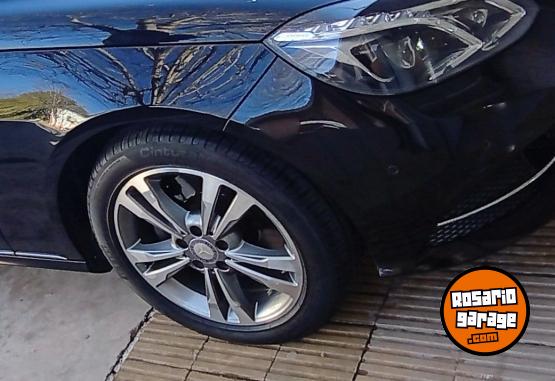 Autos - Mercedes Benz E250 2015 Nafta 203239Km - En Venta
