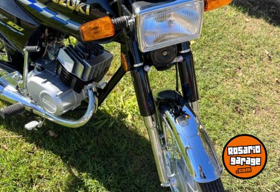 Motos - Suzuki AX 100 2023 Nafta 600Km - En Venta