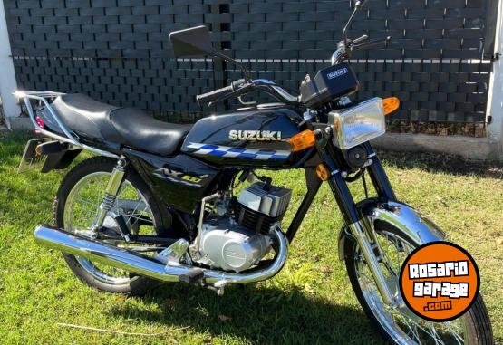 Motos - Suzuki AX 100 2023 Nafta 600Km - En Venta