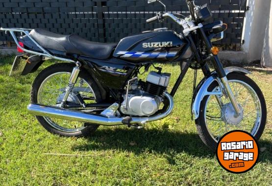 Motos - Suzuki AX 100 2023 Nafta 600Km - En Venta