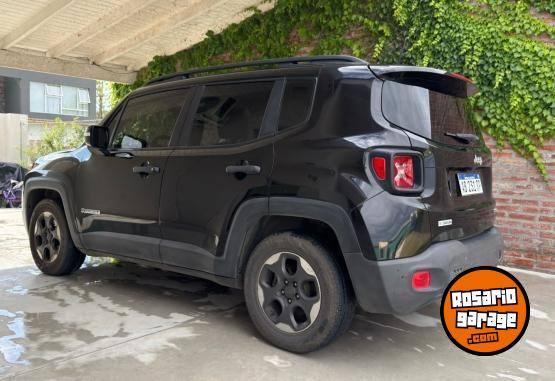 Autos - Chrysler Jeep Renegade 1.8L Sport 2017 Nafta 121000Km - En Venta
