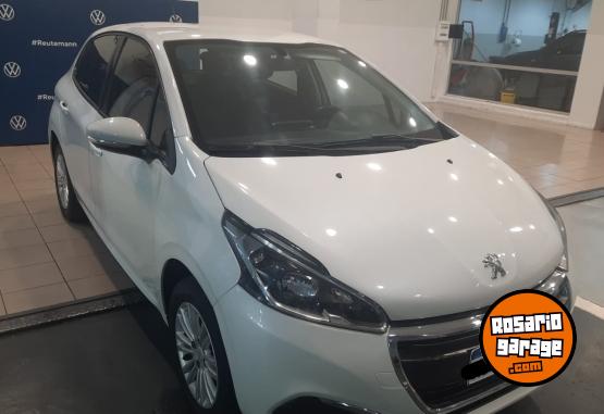 Autos - Peugeot 208 ALLURE 1.5 NA`V 2017 Nafta 68000Km - En Venta
