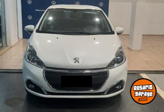 Autos - Peugeot 208 ALLURE 1.5 NA`V 2017 Nafta 68000Km - En Venta