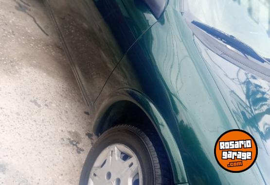 Autos - Chevrolet Corsa 1998 GNC 250000Km - En Venta