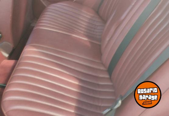 Clásicos - Mercedes Benz 200e - En Venta