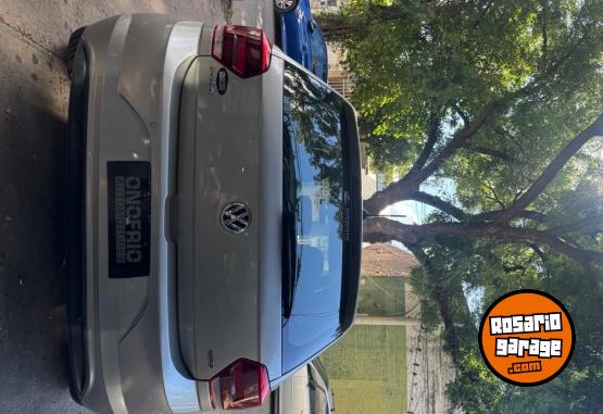 Autos - Volkswagen Polo 2019 Nafta 127000Km - En Venta