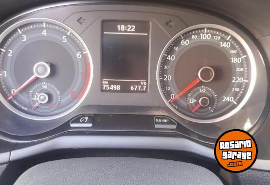 Autos - Volkswagen GOL TREND PACK 1 2017 Nafta 75500Km - En Venta