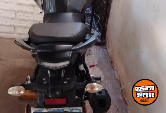 Motos - Yamaha FZs 150cc 2024 Nafta 9000Km - En Venta