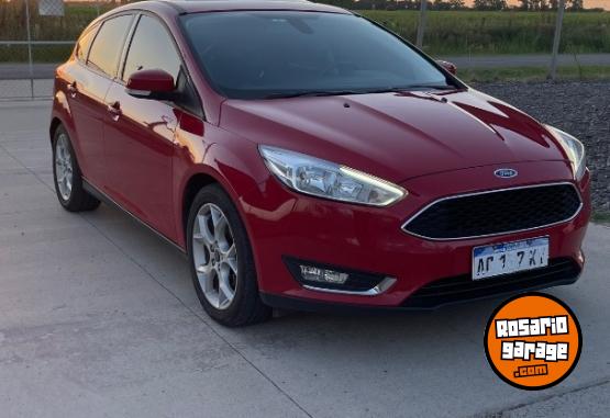 Autos - Ford Focus se plus at 2017 Nafta 130000Km - En Venta