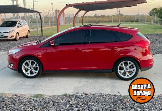 Autos - Ford Focus se plus at 2017 Nafta 130000Km - En Venta