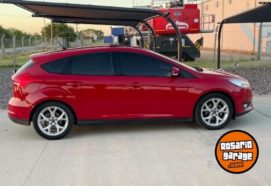 Autos - Ford Focus se plus at 2017 Nafta 130000Km - En Venta