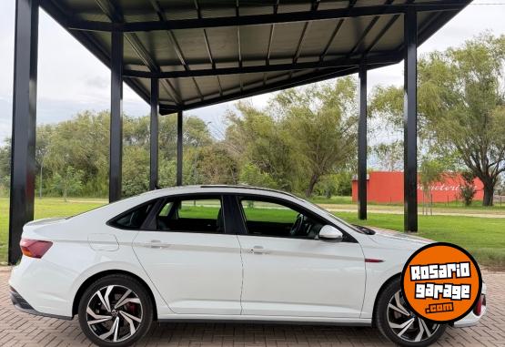 Autos - Volkswagen Vento gli 2024 Nafta 22000Km - En Venta