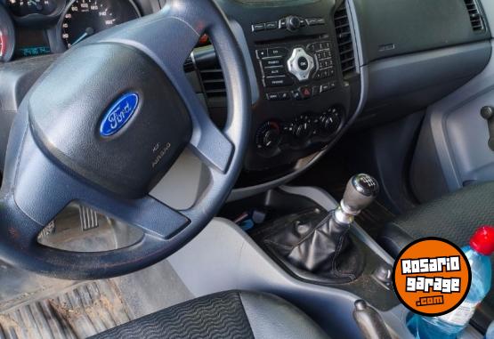 Camionetas - Ford Ranger XL 2.2 2014 Diesel 245000Km - En Venta