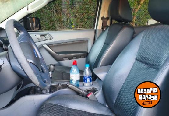 Camionetas - Ford Ranger XL 2.2 2014 Diesel 245000Km - En Venta