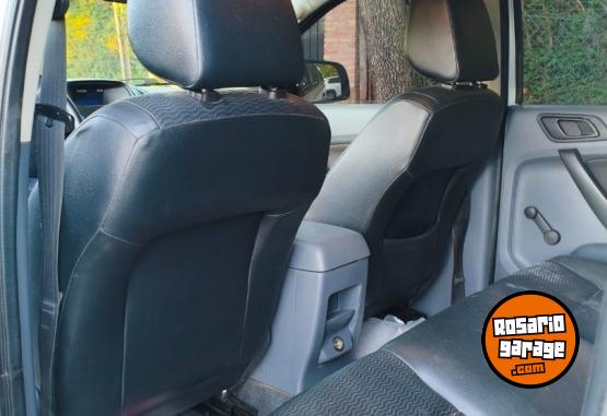 Camionetas - Ford Ranger XL 2.2 2014 Diesel 245000Km - En Venta