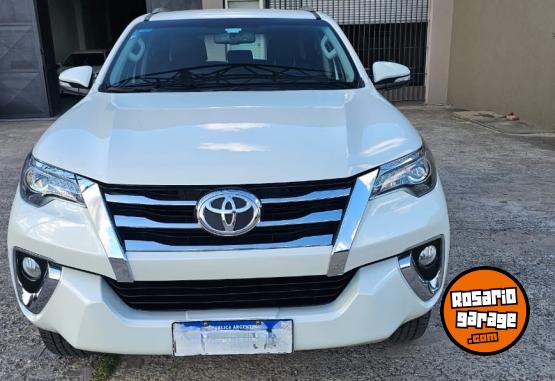 Camionetas - Toyota SW4 2017 Diesel 190076Km - En Venta