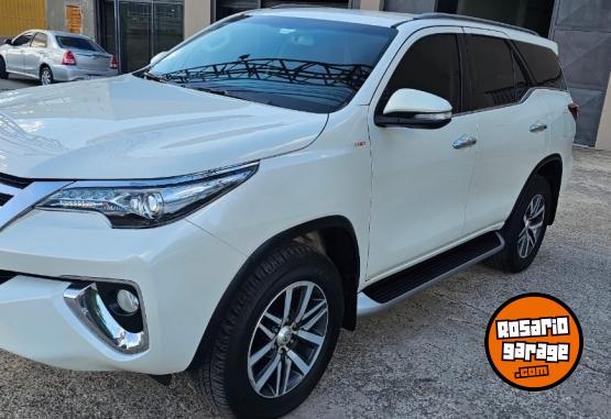 Camionetas - Toyota SW4 2017 Diesel 190076Km - En Venta