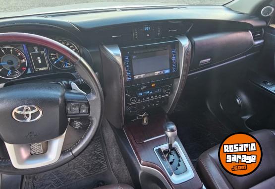 Camionetas - Toyota SW4 2017 Diesel 190076Km - En Venta