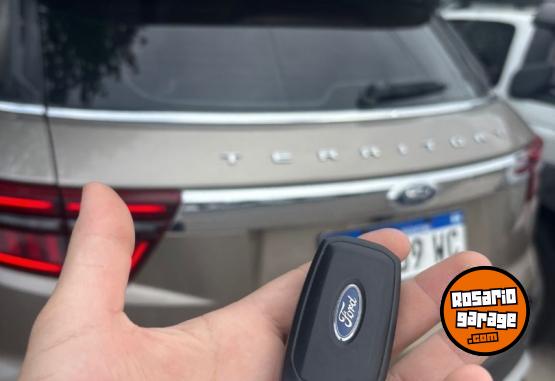 Autos - Ford Territory 2022 Nafta 93000Km - En Venta