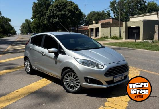 Autos - Ford Fiesta SE 2017 Nafta 120000Km - En Venta
