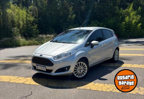 Autos - Ford Fiesta SE 2017 Nafta 120000Km - En Venta