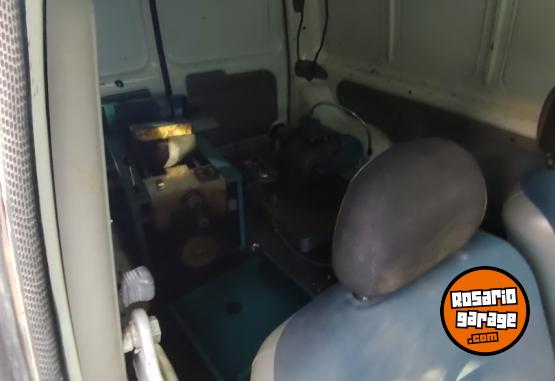 Utilitarios - Renault Kagoo 2012 Nafta 82000Km - En Venta