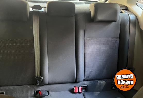 Autos - Volkswagen Polo 2019 Nafta 83000Km - En Venta