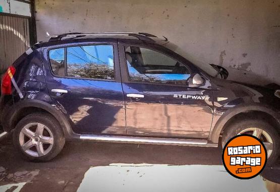 Autos - Renault Sandero 2010 Nafta 141000Km - En Venta