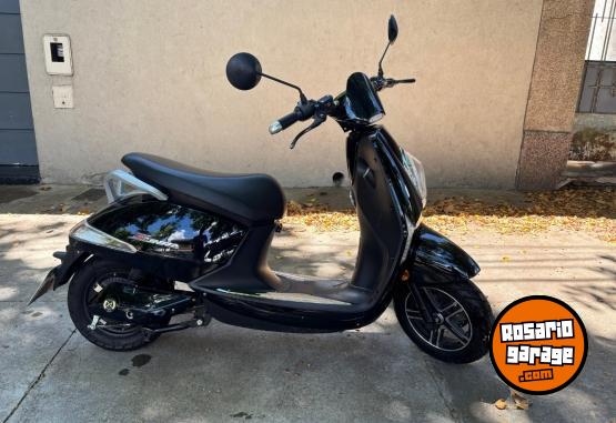 Motos - Otra marca Sunra Grace 2021 Electrico / Hibrido 7000Km - En Venta