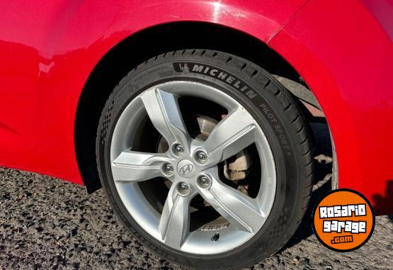 Autos - Hyundai Veloster 2013 Nafta 94000Km - En Venta