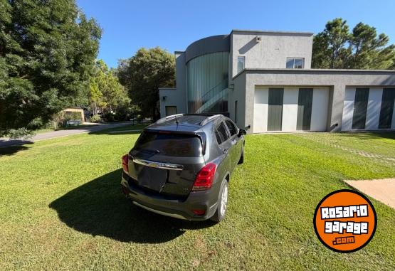 Camionetas - Chevrolet Tracker LTZ PLUS 4x4 2017 Nafta 77000Km - En Venta