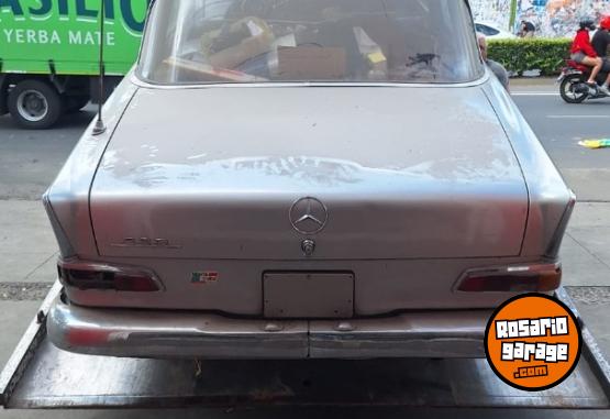 Clásicos - Mercedes benz 220 S - En Venta