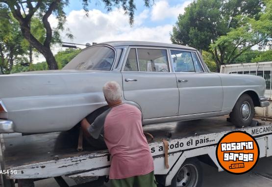 Clásicos - Mercedes benz 220 S - En Venta