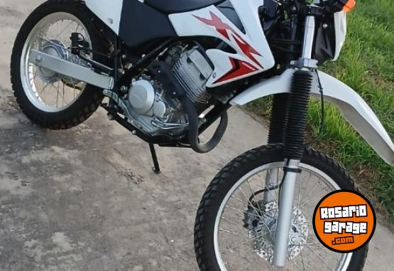 Motos - Honda XR Tornado 2023 Nafta 1800Km - En Venta
