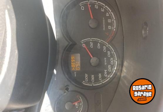 Autos - Chevrolet Classic 2013 Nafta 166000Km - En Venta