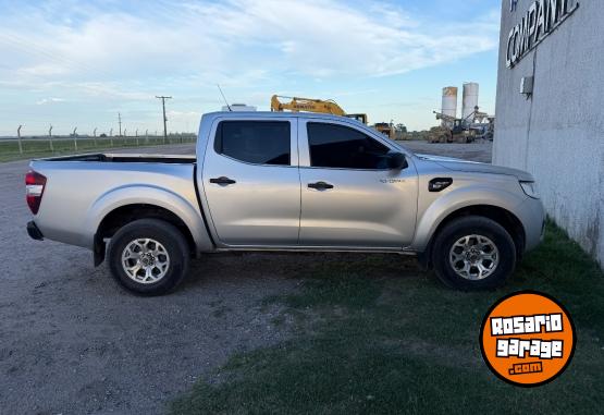 Camionetas - Renault Alaskan 2021 Diesel 150000Km - En Venta