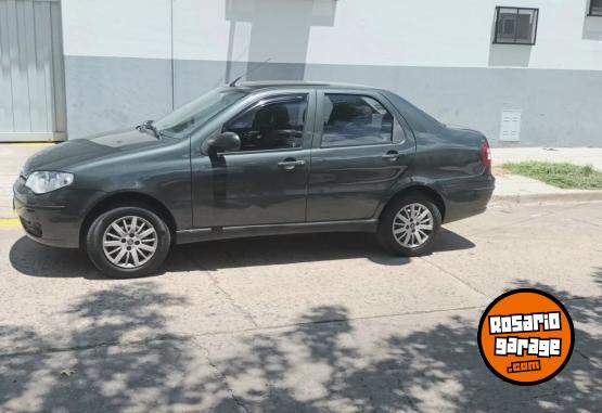 Autos - Fiat Siena 2011 GNC 216000Km - En Venta