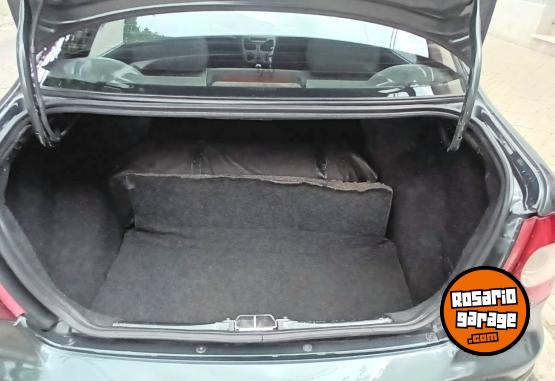 Autos - Fiat Siena 2011 GNC 216000Km - En Venta