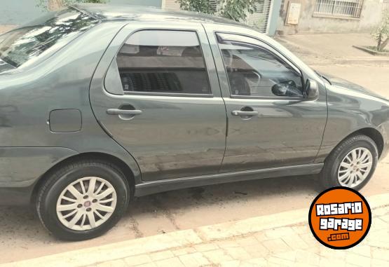 Autos - Fiat Siena 2011 GNC 216000Km - En Venta
