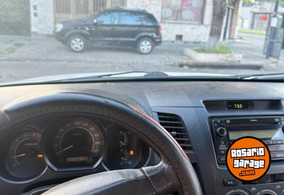 Camionetas - Toyota Hilux 2006 Nafta 310000Km - En Venta